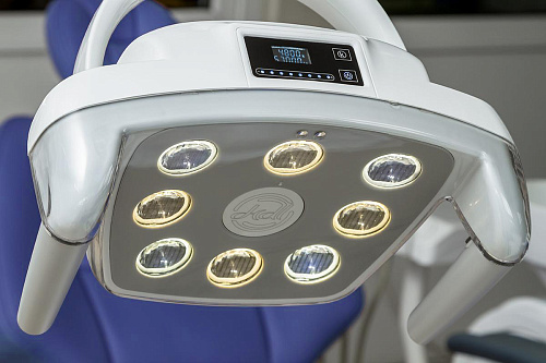 MERCURY 4800 - стоматологическая установка с подкатным блоком врача